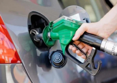 سهمیه بنزین ۶۰ و ۱۰۰ لیتری ثابت می‌ماند؛ نرخ کارت جایگاه ۵۰۰۰ تومان